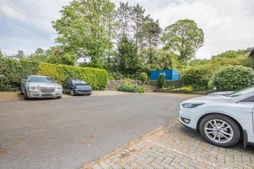 No. 5 The Court-With Free Parking Appartement Windermere Buitenkant foto
