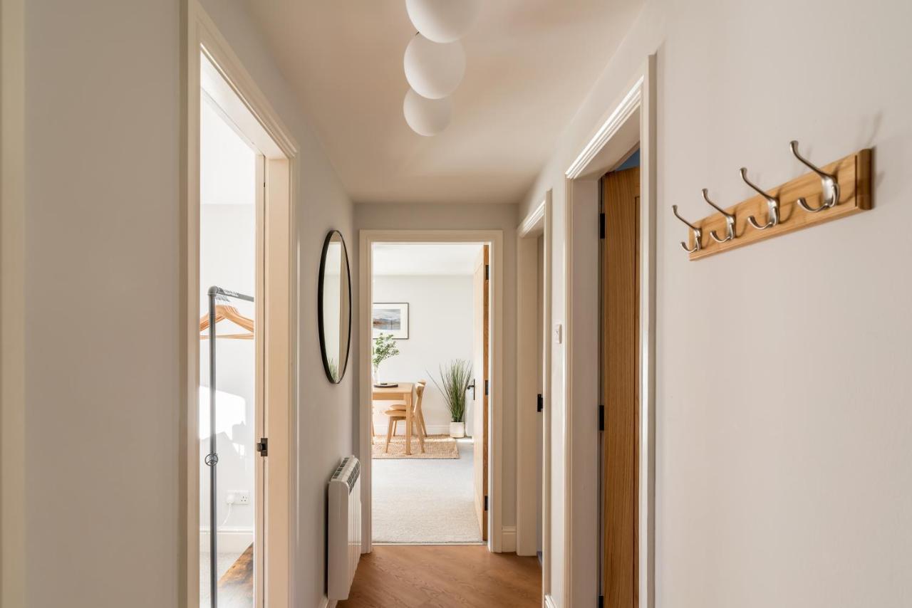 No. 5 The Court-With Free Parking Appartement Windermere Buitenkant foto